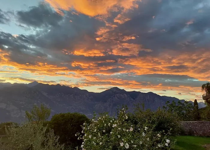 Aurora Мальчезине